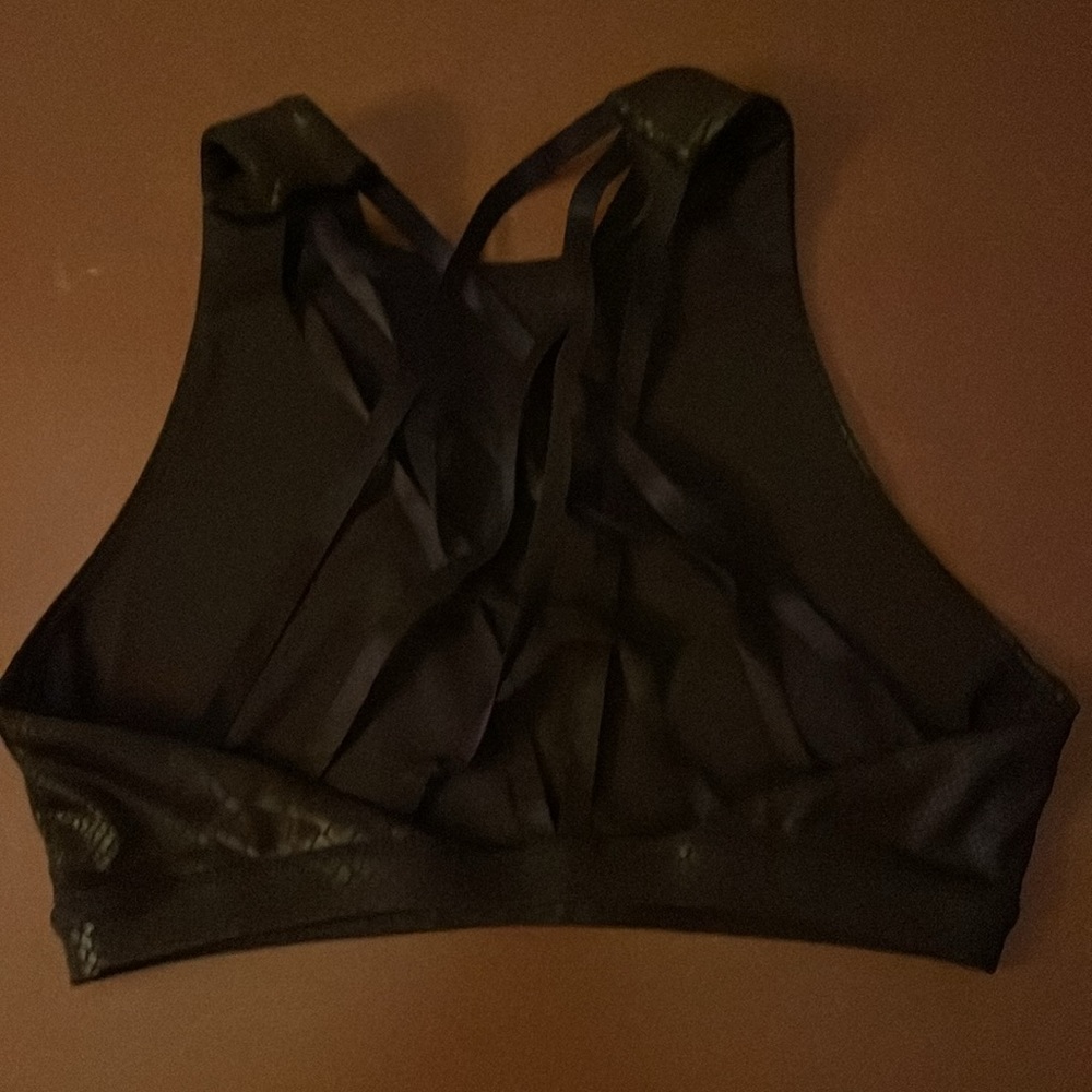 Last Chance! Flag Nor Fail python set. Shorts and high neck bra - Picture 3 of 6
